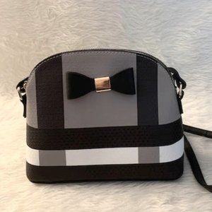 Bow Purse